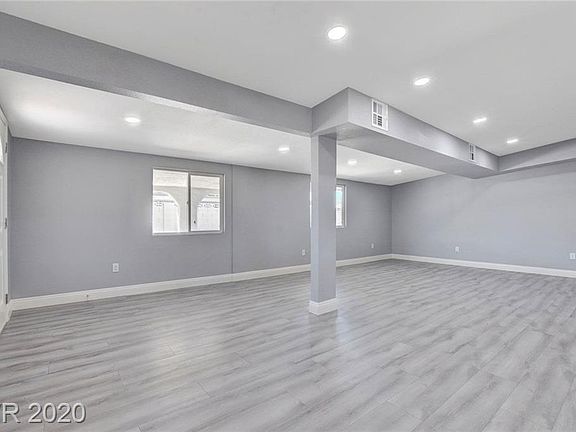 4th image of 1404 Margaret Ave