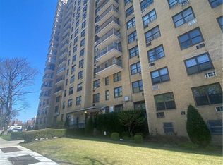 920 Metcalf Ave APT 7K, Bronx, NY 10473