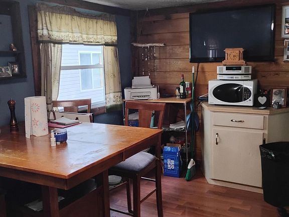 4th image of 144 Mary Rd