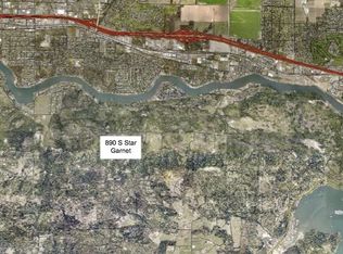 890 S Star Garnet Rd, Coeur D Alene, ID 83814