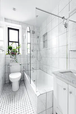 Sold by Compass | media 5