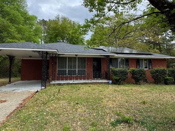 1856 Cascade St, Fayetteville, NC 28301