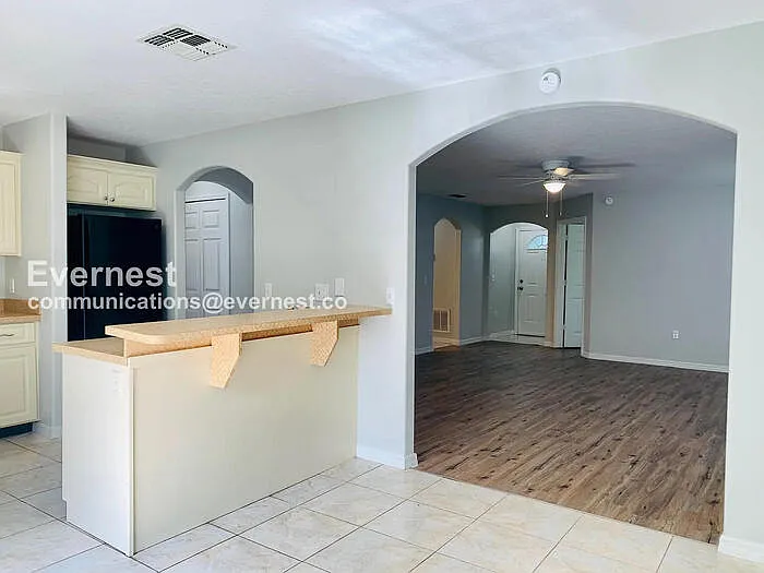 942 Willie Mays Pkwy — Photo 8