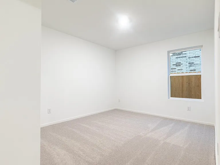 31406 Pratola Serra Cir — Photo 27