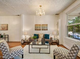 1639 V St NW, Washington, DC 20009