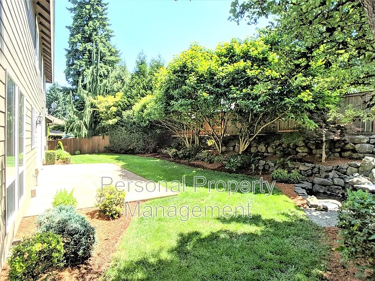 17409 NE 32nd St — Photo 25