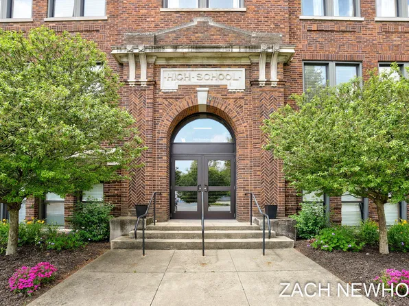 460 Broadway St, South Haven, MI 49090