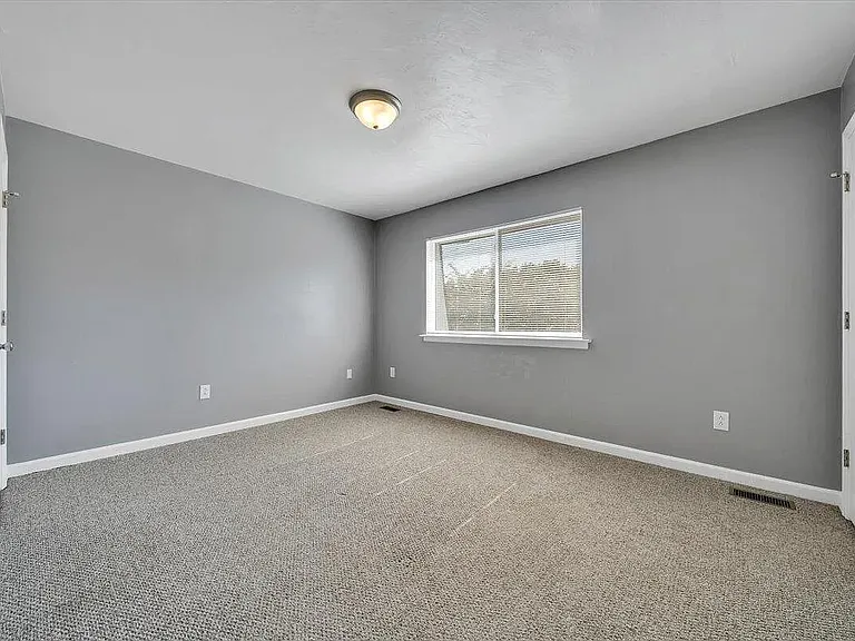 3435 Garden City Blvd SE #1 — Photo 4