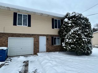 4164-4168 Pardee Rd, Stow, OH 44224