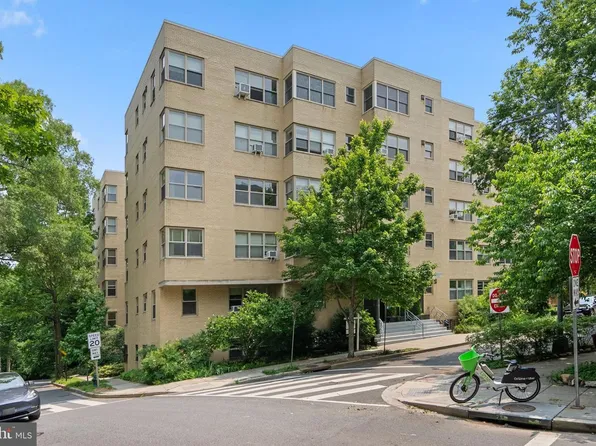 3025 Ontario Rd NW APT B1, Washington, DC 20009