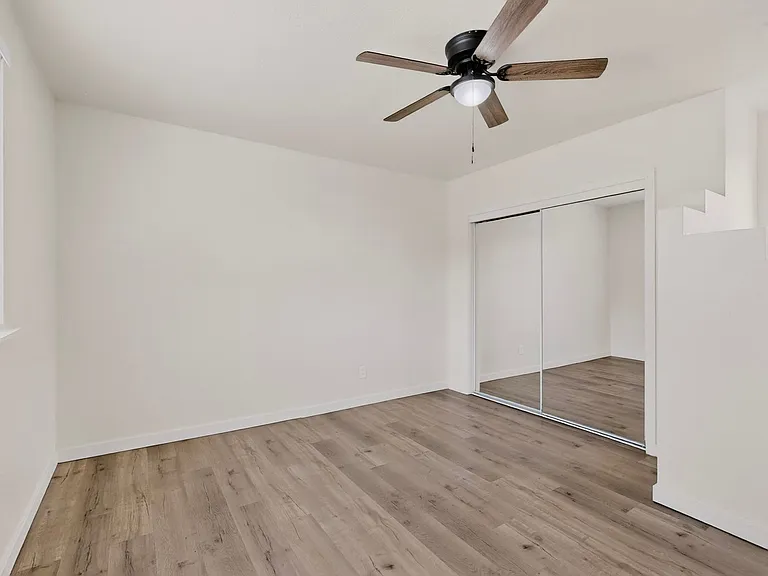1846 Henry Cir SW — Photo 35