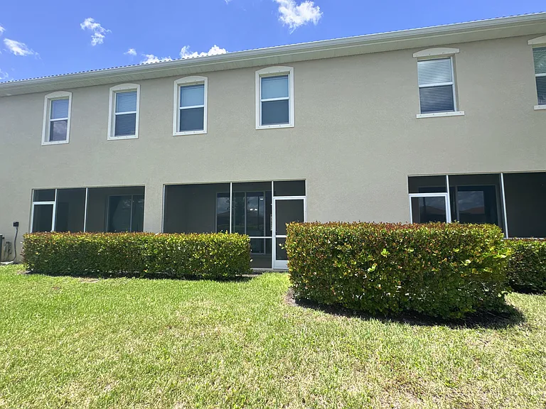 2800 Blossom Way — Photo 22