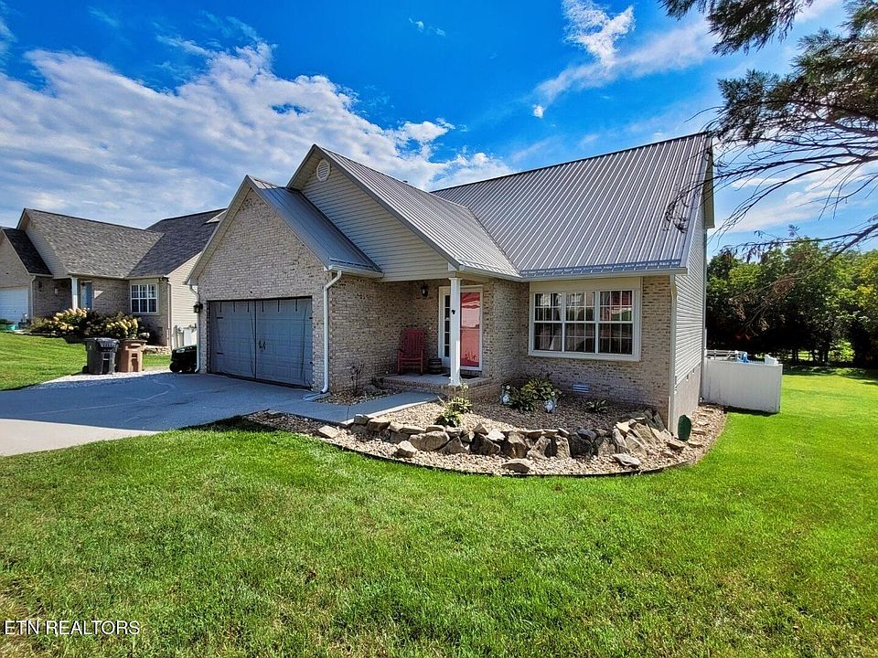 1st image of 1217 Quiet Brook Ln