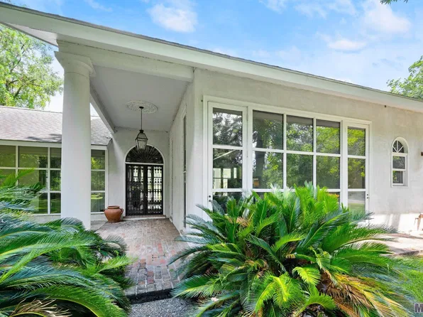 6555 Burden Ln, Baton Rouge, LA 70808