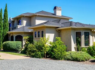 974 Carpenter Hill Rd, Medford, OR 97501