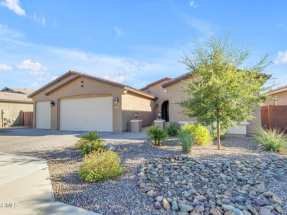3rd image of 803 W GUM TREE Avenue