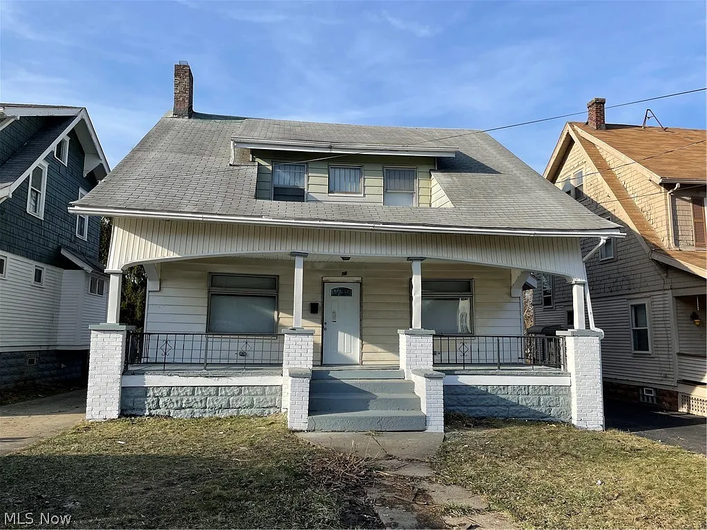 58 E Glenaven Ave photo 1