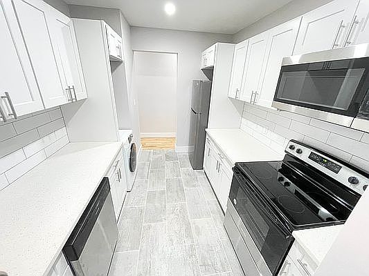 2nd image of 56 Fort Washington Ave APT 52