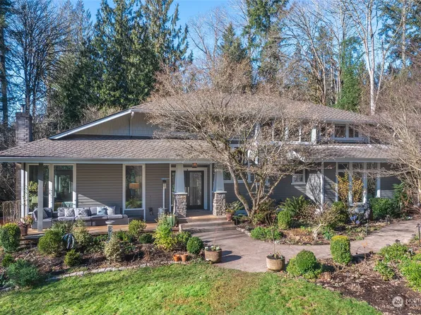 6527 225th Avenue NE, Redmond, WA 98053
