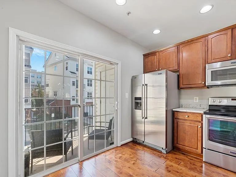 5529 Lanier Ave #359 — Photo 4