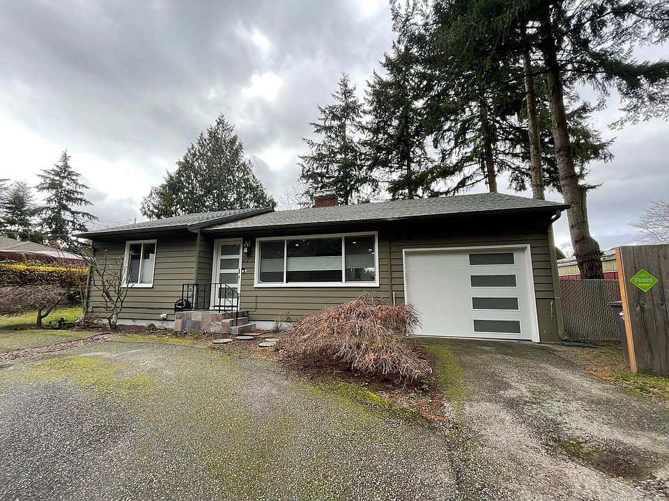 1st image of 2902 67th Ave W