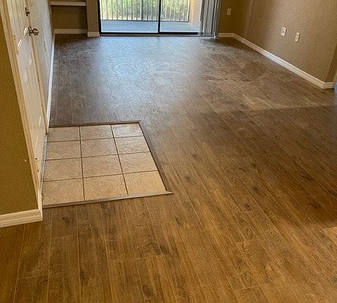 3rd image of 6151 Metrowest Blvd Unit 105