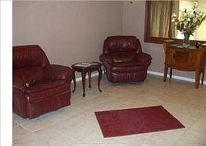 1st image of 14960 Oakwood Ln