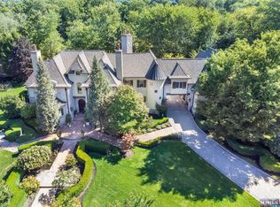 1 Morningside Dr, Ramsey, NJ 07446