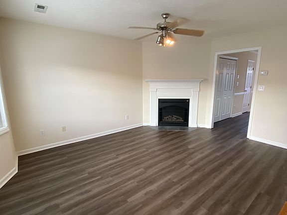 3rd image of 2370 K9 Vineyard Dr #1