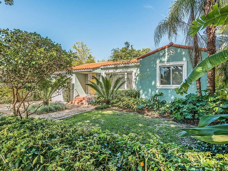 1st image of 317 Fluvia Ave