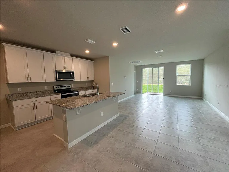 3152 Bella Vista Dr — Photo 3