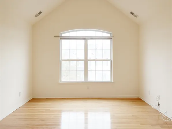 19 Marina Drive image 25 of 50