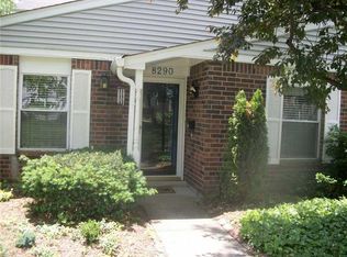 8290 N Sobax Dr, Indianapolis, IN 46268