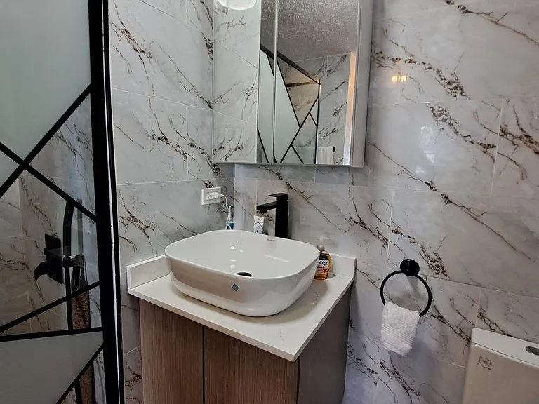 311 Las Palmas #L5 — Photo 12