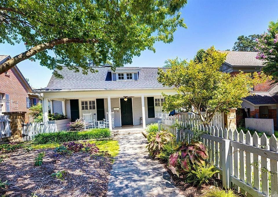 1st image of 311 Ridgeway Dr
