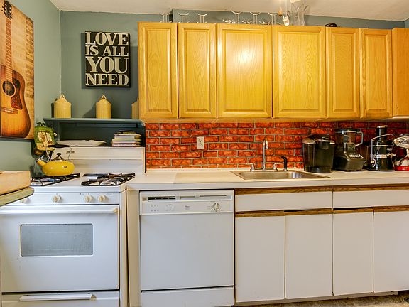 5th image of 6526 224th St #A