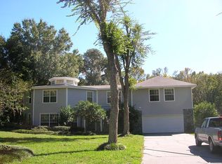 828 Lawhon Dr, Saint Johns, FL 32259