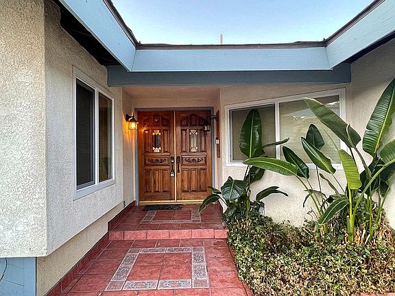 2nd image of 5808 Dorset Dr