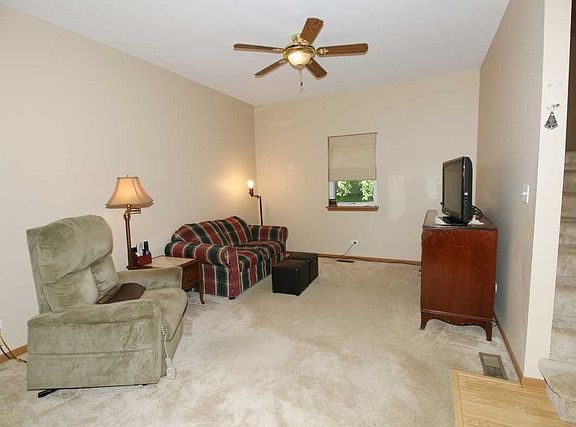 3rd image of 46 Ernest Ave