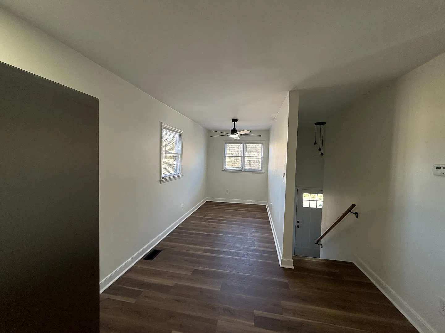 415 Doak St — Photo 3
