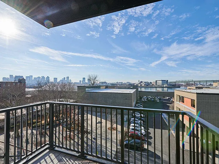 301 Border St #508 — Photo 9