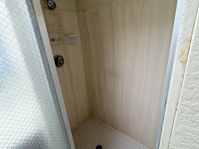 Walk in shower