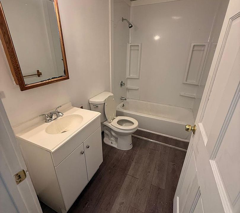 1st image of 12-14 E Main St #16
