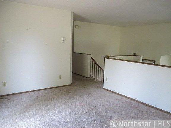5th image of 822 Stevens Circle S