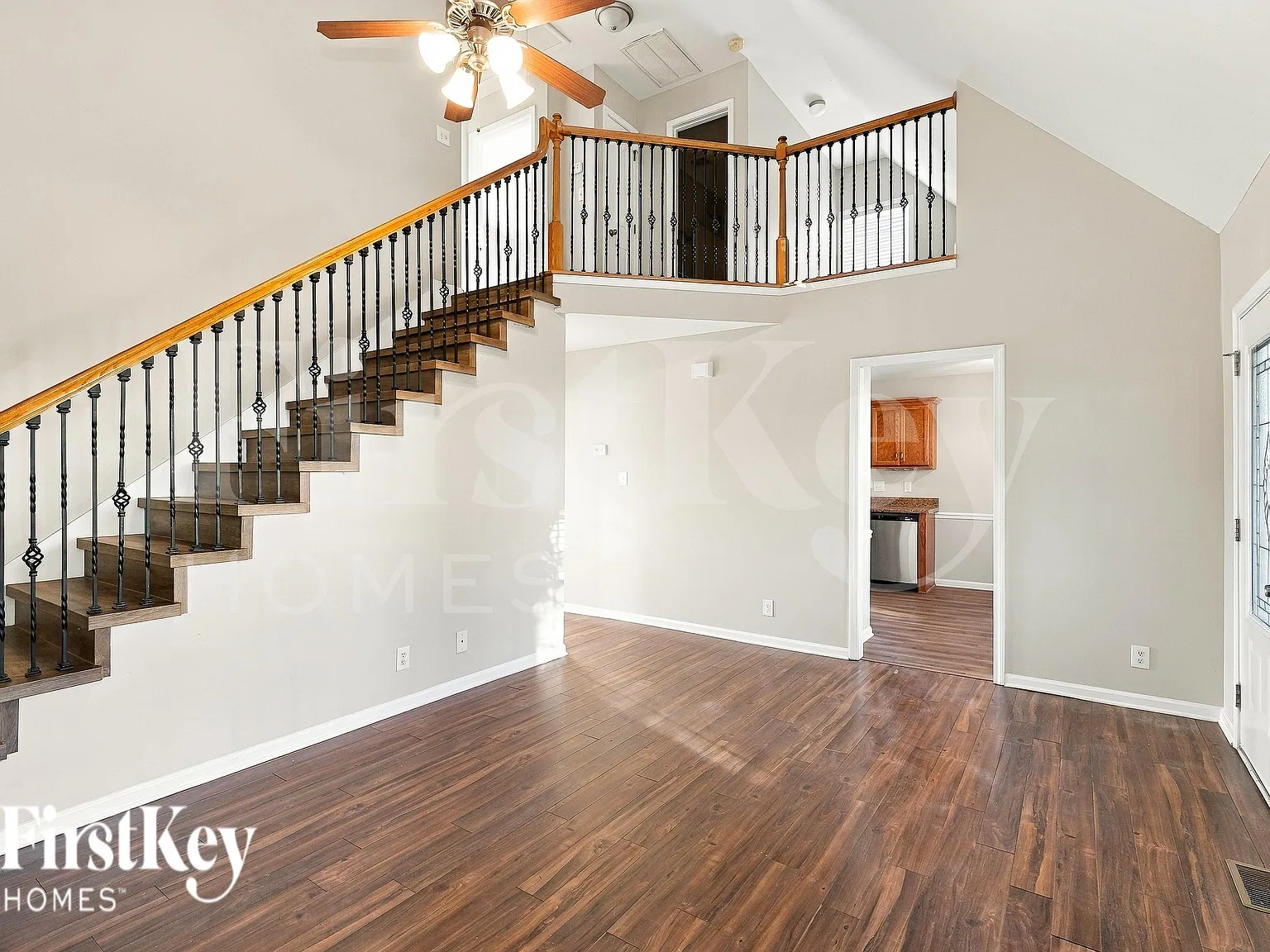 3 bed, 2.0 bath, 1920 sqft, $1,730 — Photo 4