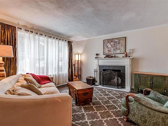 5th image of 7839 Drexel Dr