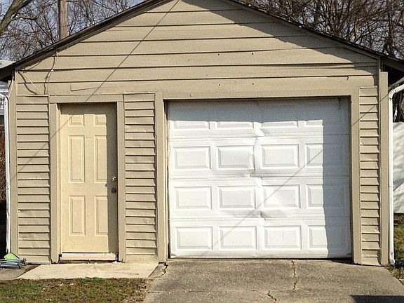 4th image of 3029 Eagledale Dr