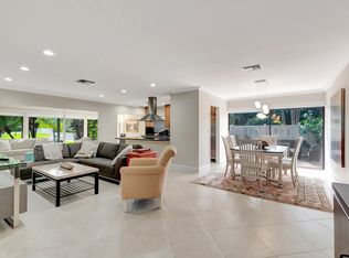 201 Bridgewood Ct, Boca Raton, FL 33434