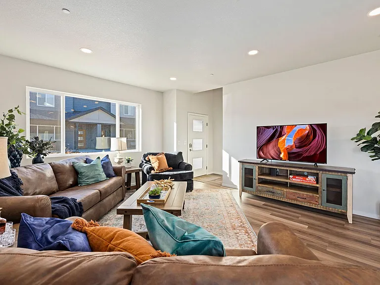 2908 Barnstormer St #1 — Photo 11