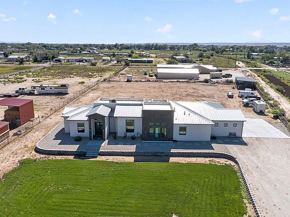 5th image of 11 Schultz Ln